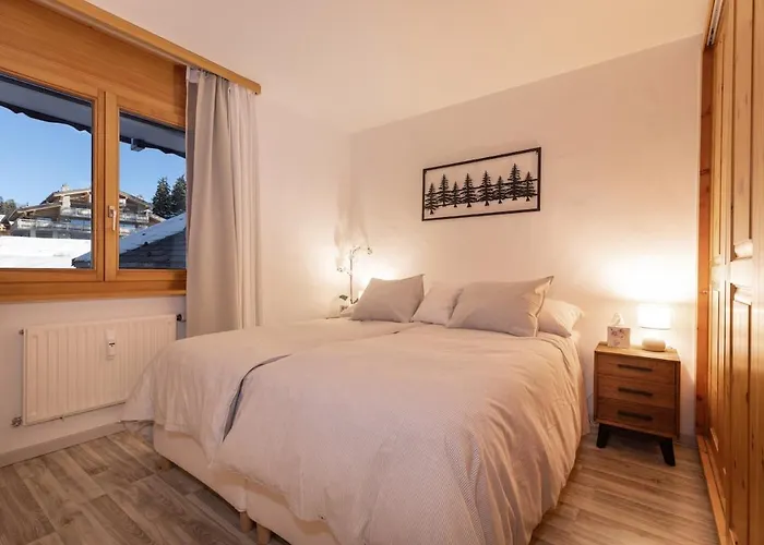 - Fabulous 2-bedroomed Flat